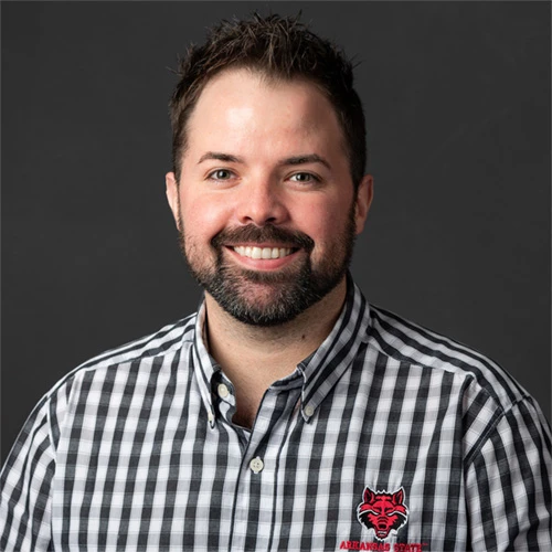 Shea Harris headshot