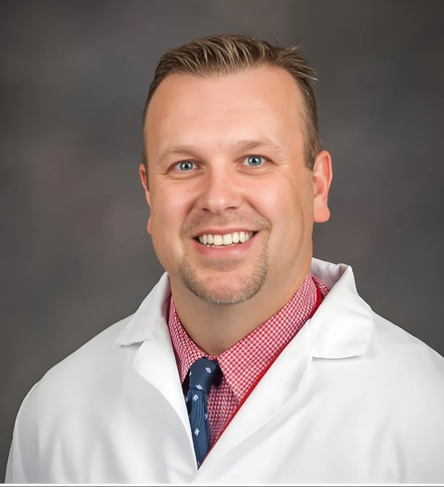 Doctor Justin Thomason's Headshot