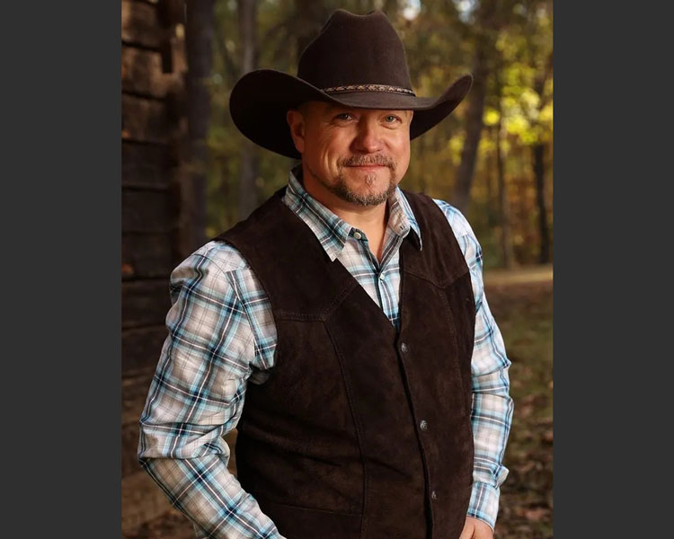 Edgar Loudermilk of the The Edgar Loudermilk Band
