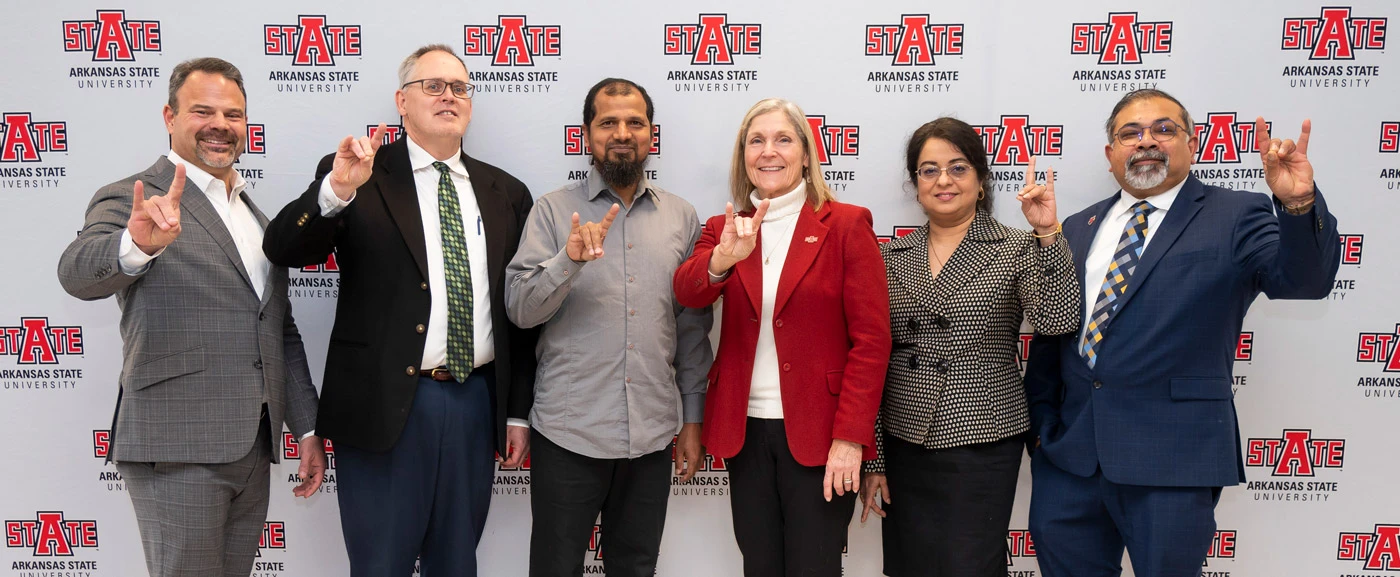 Becks Endow Two New Professorships, in Chemistry and Mechanical Engineering