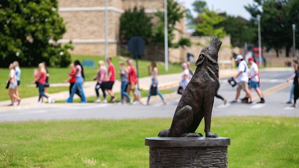 Chancellor’s Leadership Class Includes 34 Students Involved in Development Program