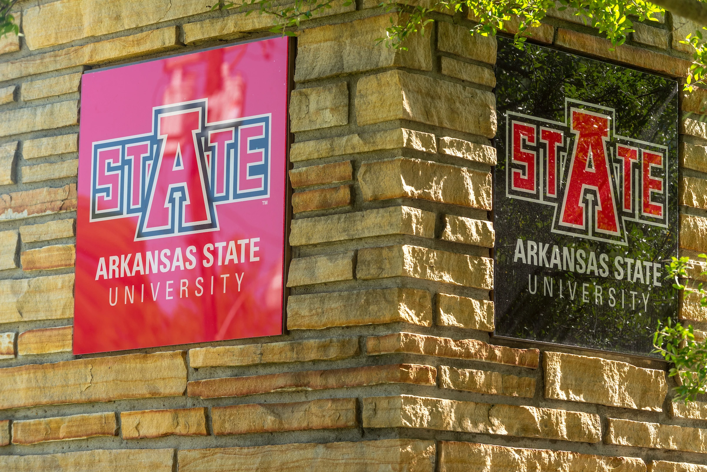 Retiring and Veteran Faculty Members Recognized at Faculty Honors Convocation